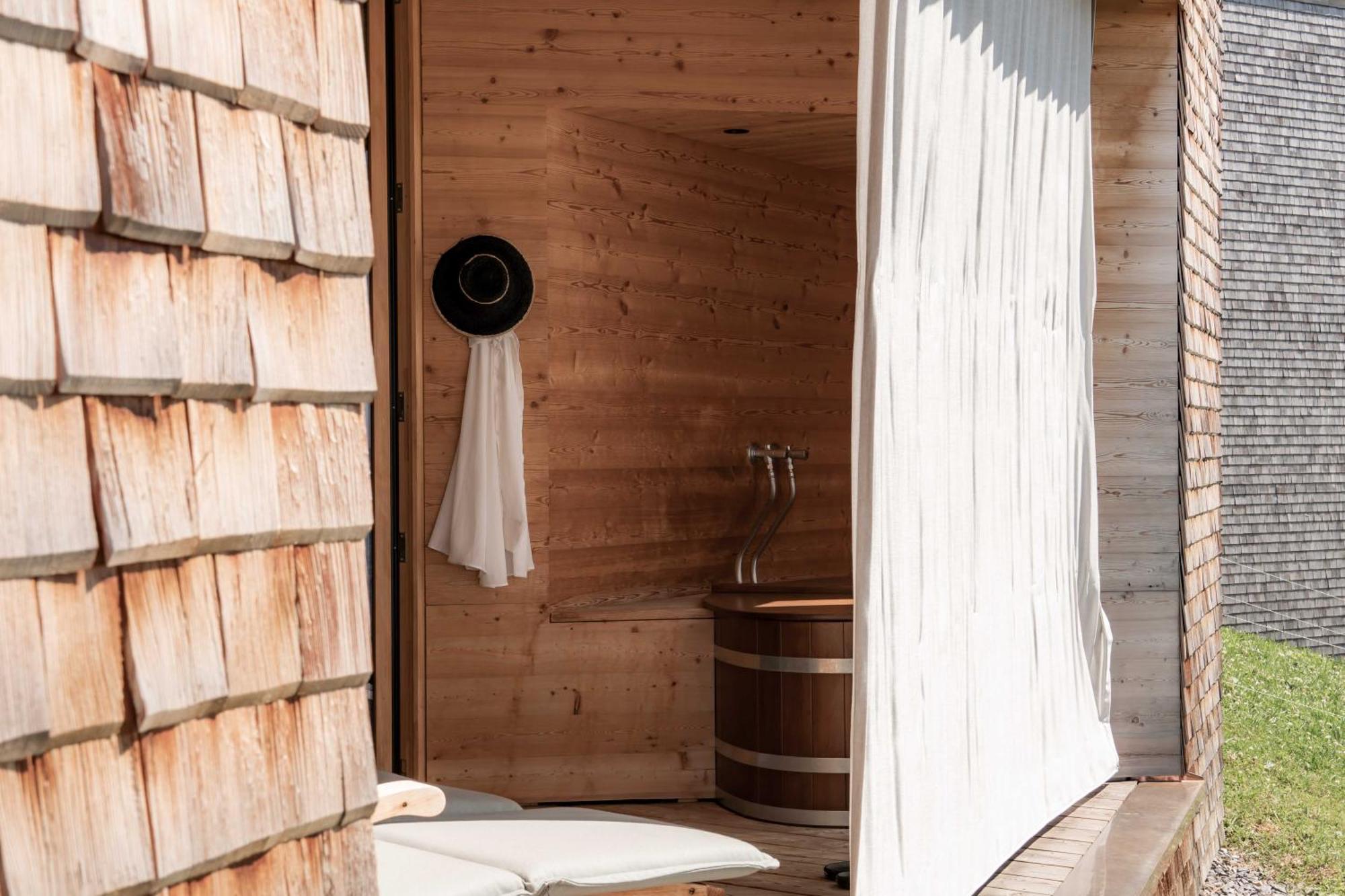 Peterhof Chalets Batschuns Luaran gambar